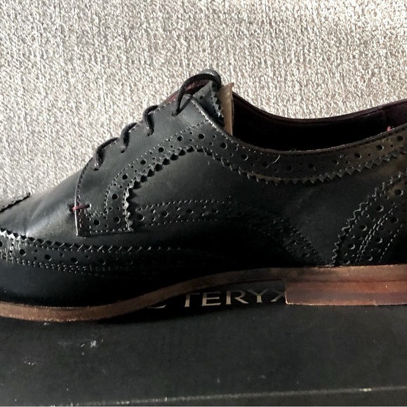 Ted Baker Black Granet Oxfords - Picture 7 of 12